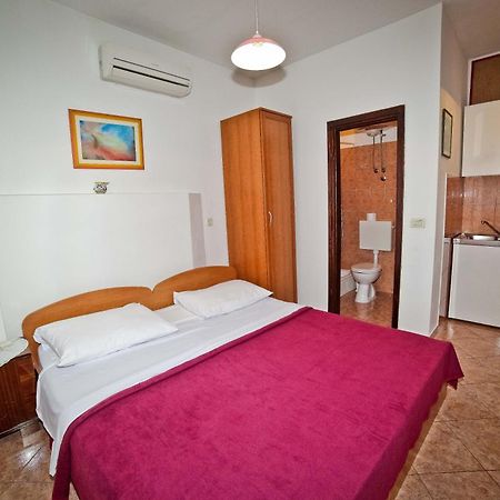 Guest House Maja Split Exterior foto